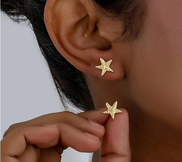 Gold Starfish Stud Earrings