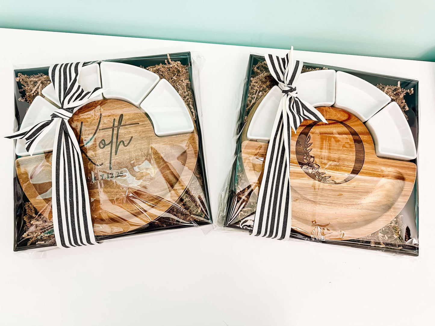 Personalized Cheeseboard with Utensils Gift Set